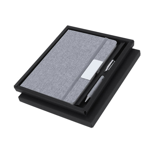 Set mit Notizbuch und Kugelschreiber aus RPET, hergestellt aus recyceltem Kunststoff, um die Wiederverwendung von Kunststoffabfällen zu fördern und die Nachhaltigkeit unseres Planeten zu unterstützen - Wendam...
