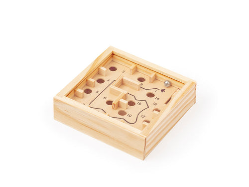 Unterhaltsames Geschicklichkeitsspiel aus Holz mit dem Ziel, ein herausforderndes Labyrinth mit 15 Hindernissen zu überwinden und zu vermeiden, dass die Metallkugel im Inneren in die Löcher fällt - Bucher Personalisiert